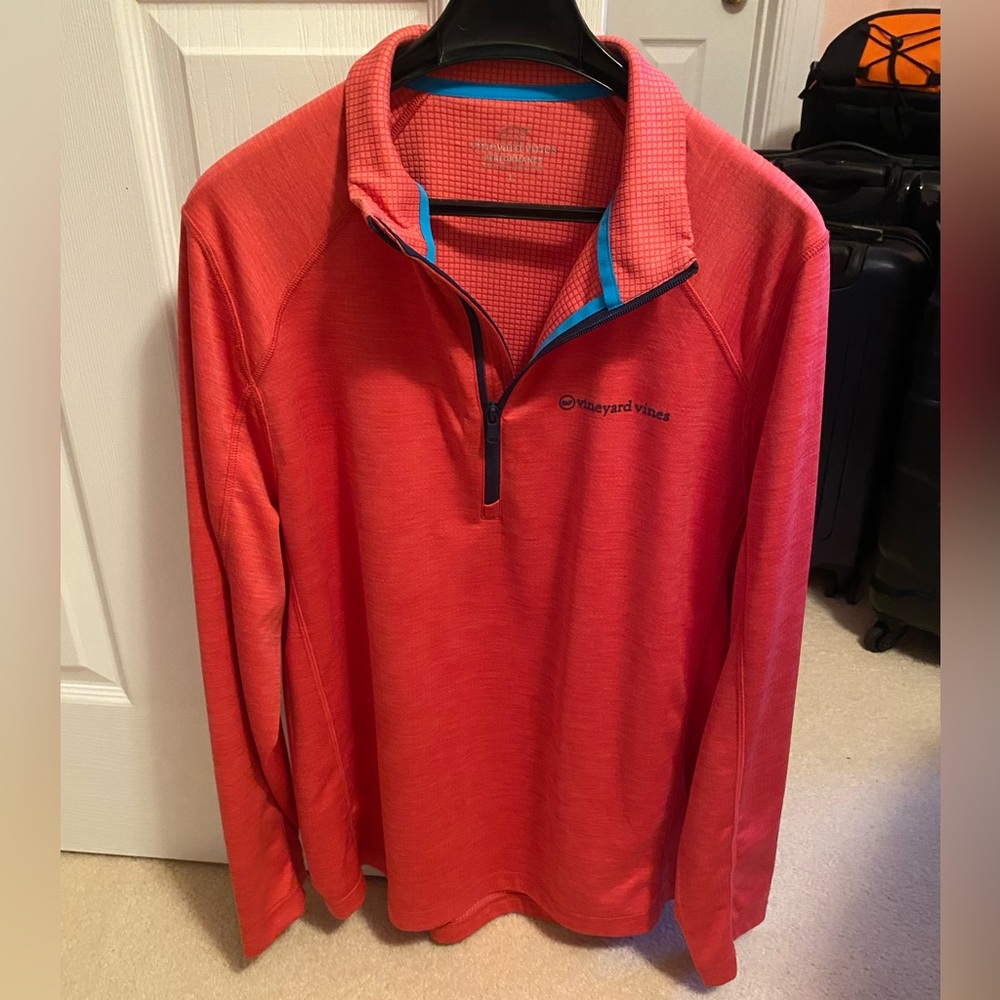 Vineyard vines performance quarter zip in salmon pink orange color men’s large